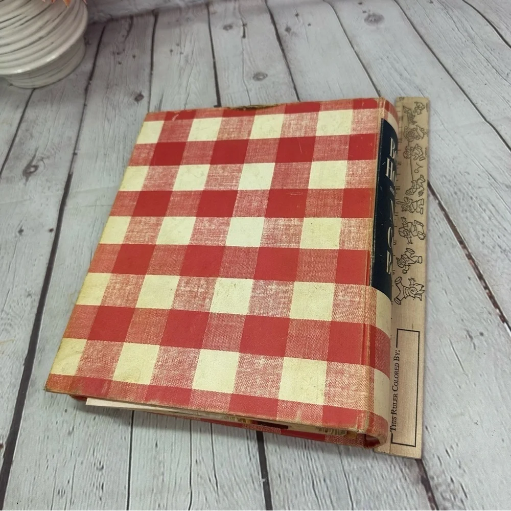 vintage first ed. 1953 Better Homes and Gardens Red White Gingham New Cookbook